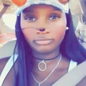 Meet your Posher, Alexandra